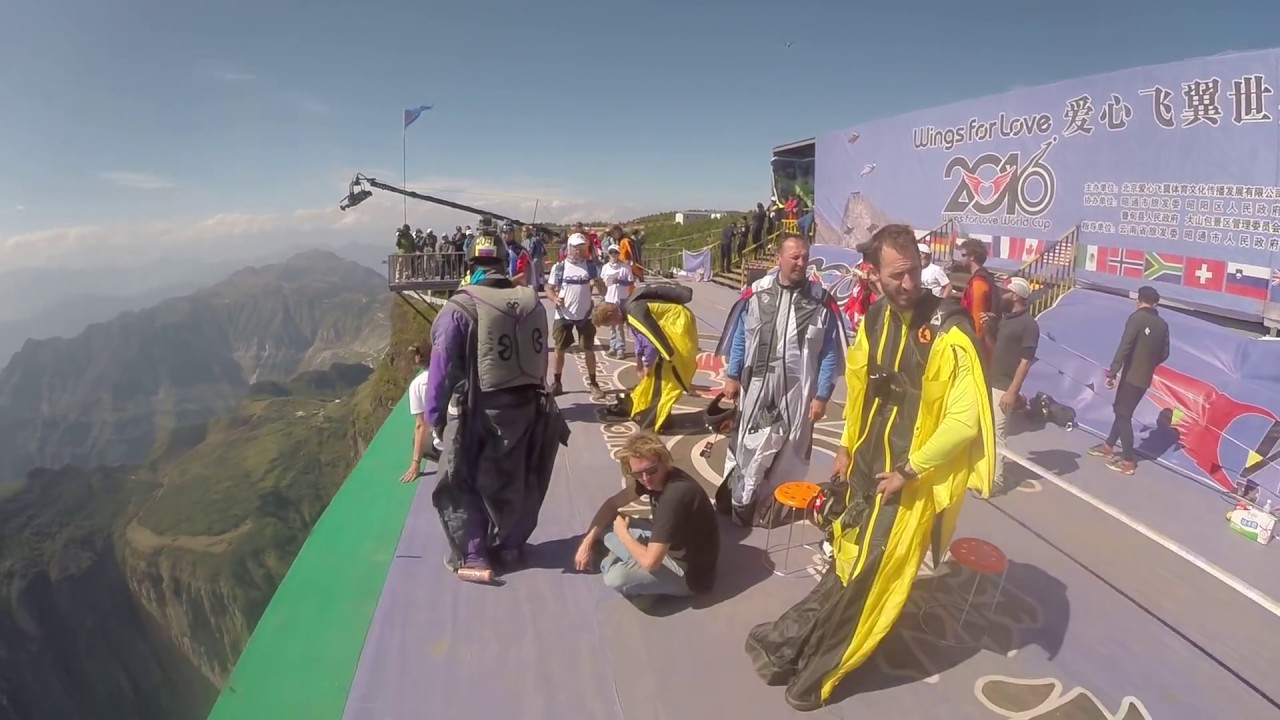 Wingsuit BASE-jumping competition in China 