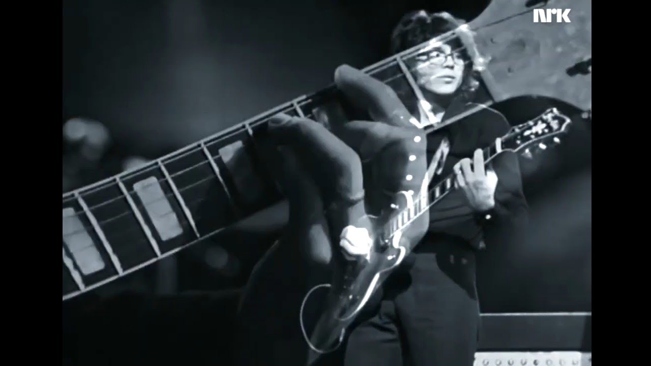 Larry Coryell - Cover Girl/Low-Lee-Tah [*] (Live at NRK's 