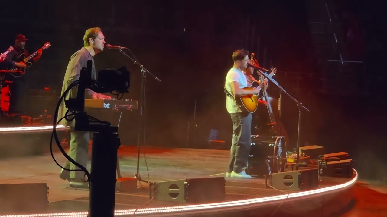 Hopeless Wanderer Mumford and sons Little Caesars Arena Detroit 