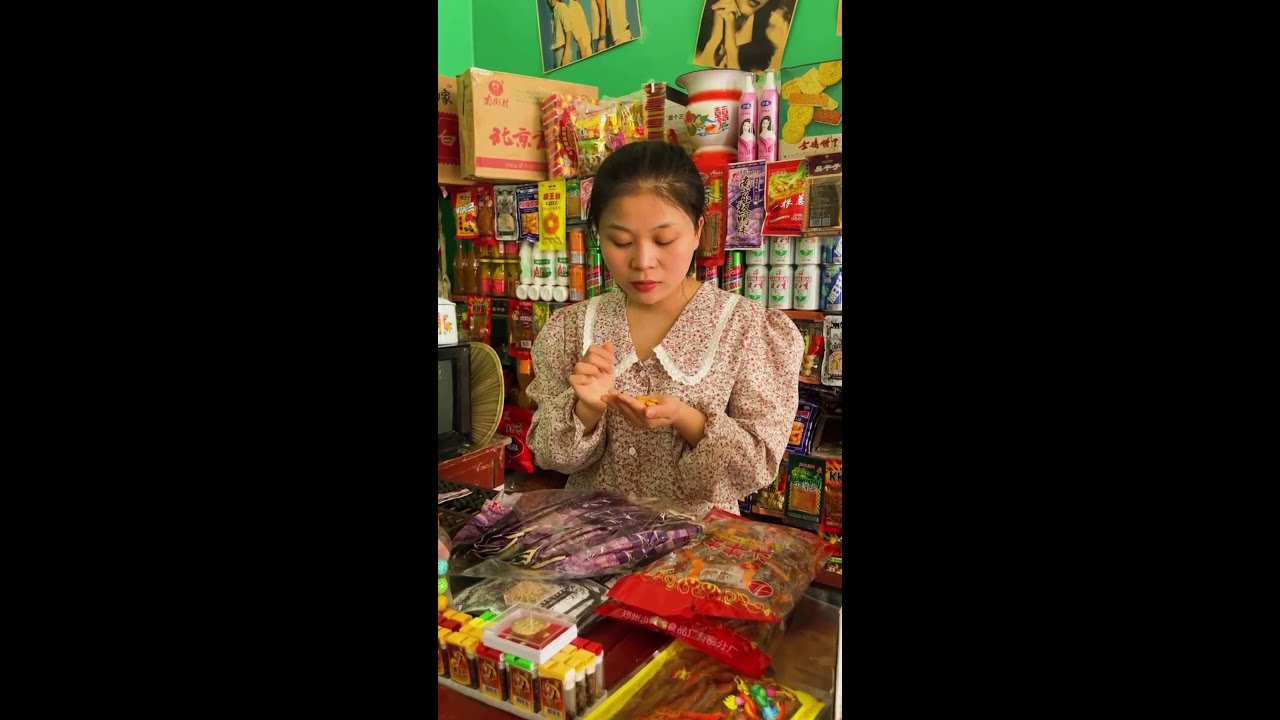Koleksi besar camilan masa kecil, penuh kenangan!