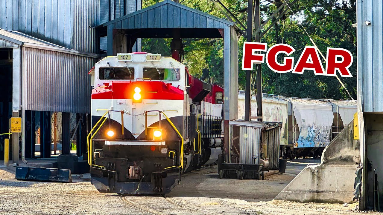 Florida Gulf & Atlantic SD70M-2s on Small Industry Spur in Lake City!