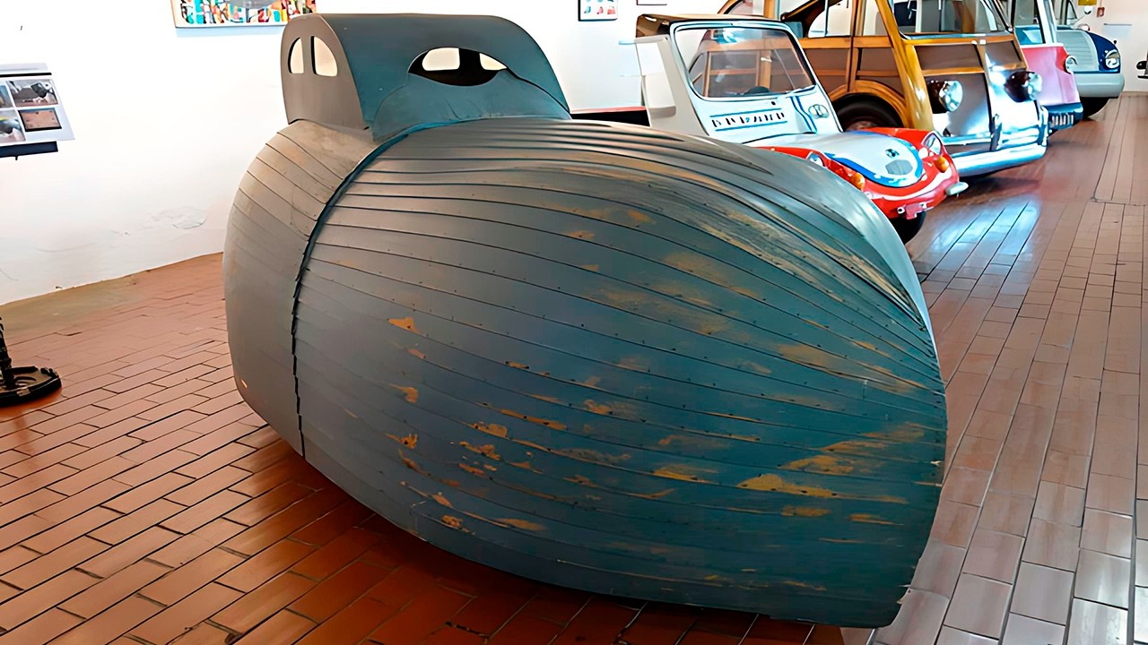 🎹 1930 Daix Piano Pedal Car: The Most Enigmatic Wooden Ark on Three Wheels