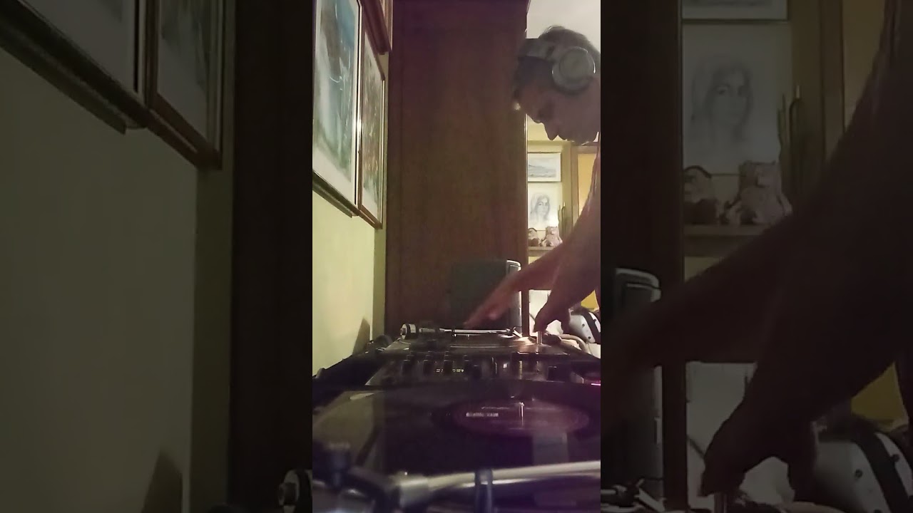 djset at home frame n.518 #djftee #djset #onlyvinyl #housemusic