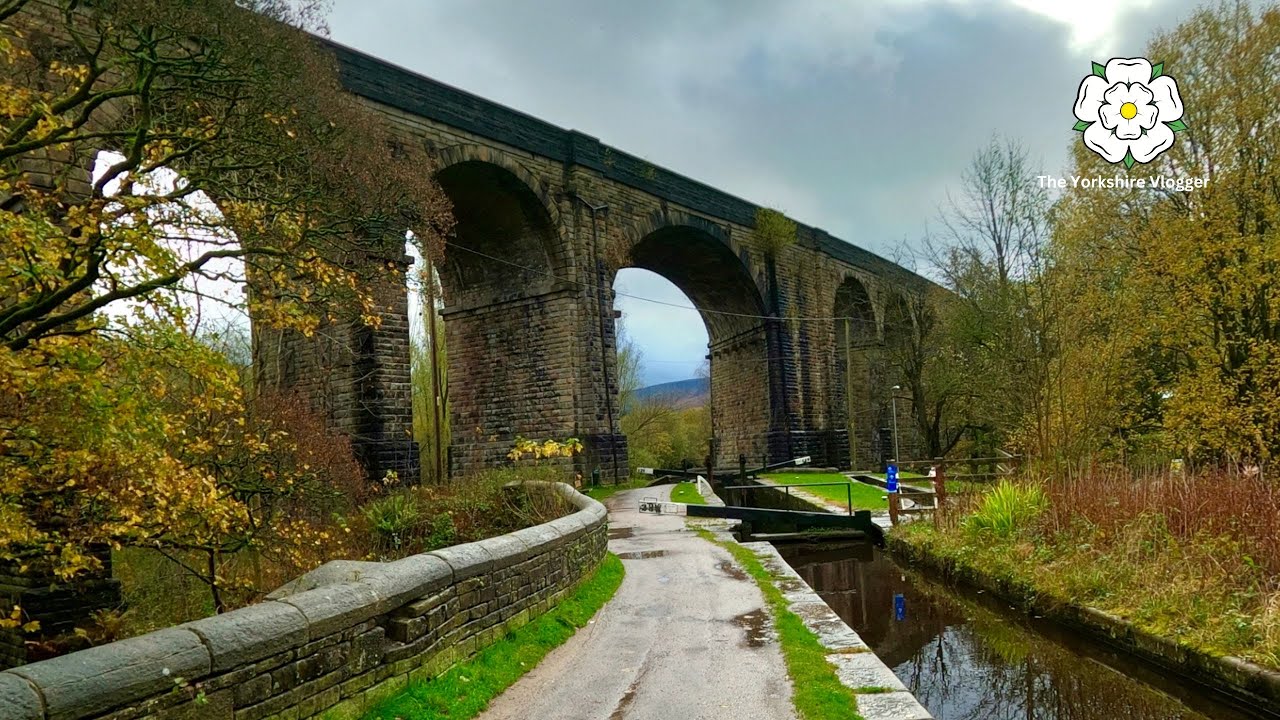 CANAL WALK | Dobcross to Diggle | Oldham. England (Vlog #27)