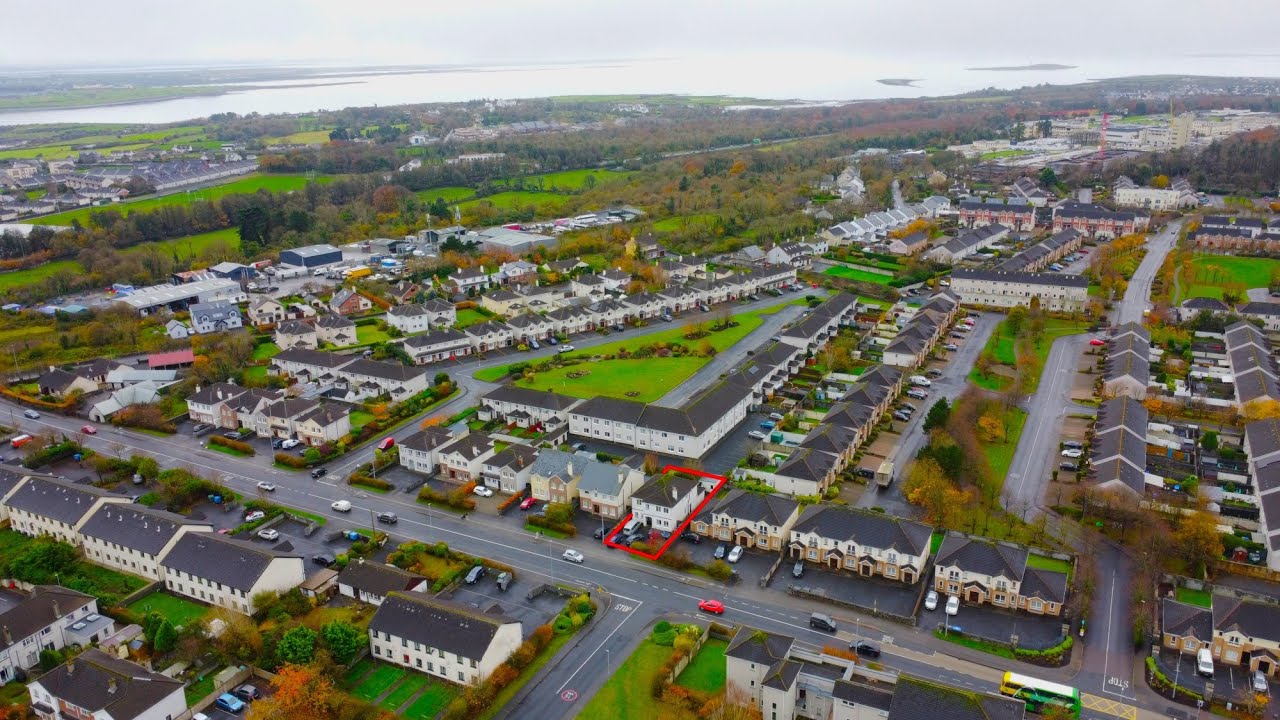 Spacious Family Home For Sale in Galway, Ireland.  Detached house with garden & parking