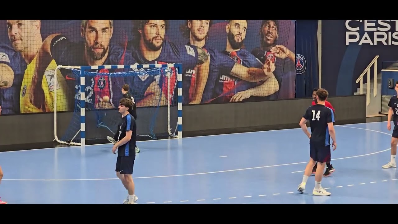 COUPE DE PARIS U18 1/2DE FINALE PSG HANDBALL 1 VS PSG HANDBALL 2 / 34-29