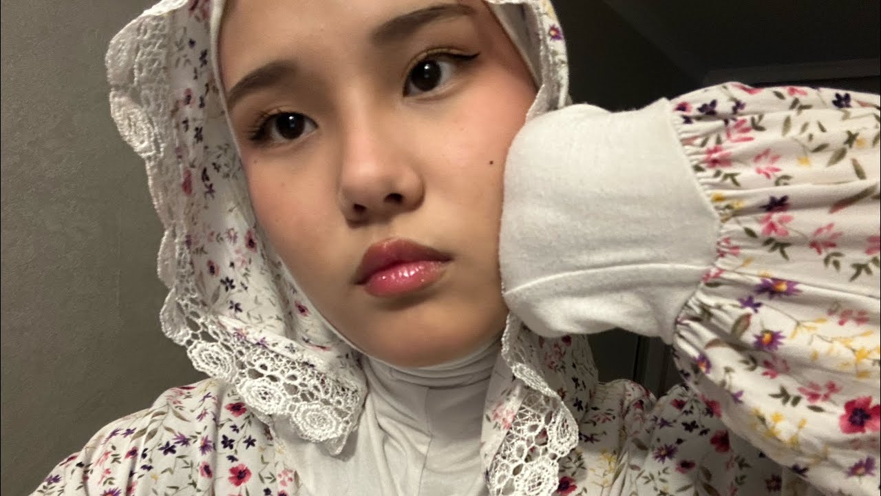 АСМР ты моя сестренка и я накрашу тебя ПО ПРИКОЛУ 😍🩷😝