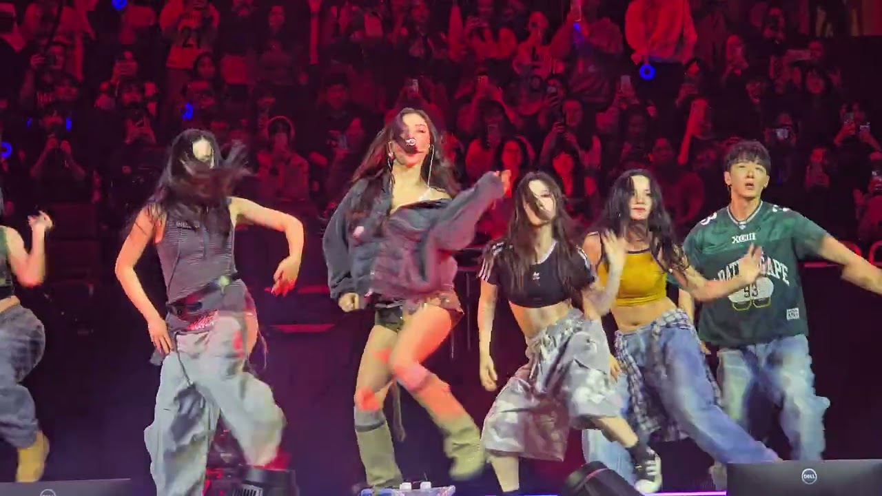 260109 4K TWICE (트와이스) ATM (Jihyo solo) | THIS IS FOR World Tour | Vancouver