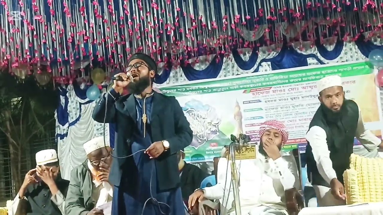 আমি লিখব চিঠি দেবো তোমায় পাখি পৌঁছে দিও রওজায়।
