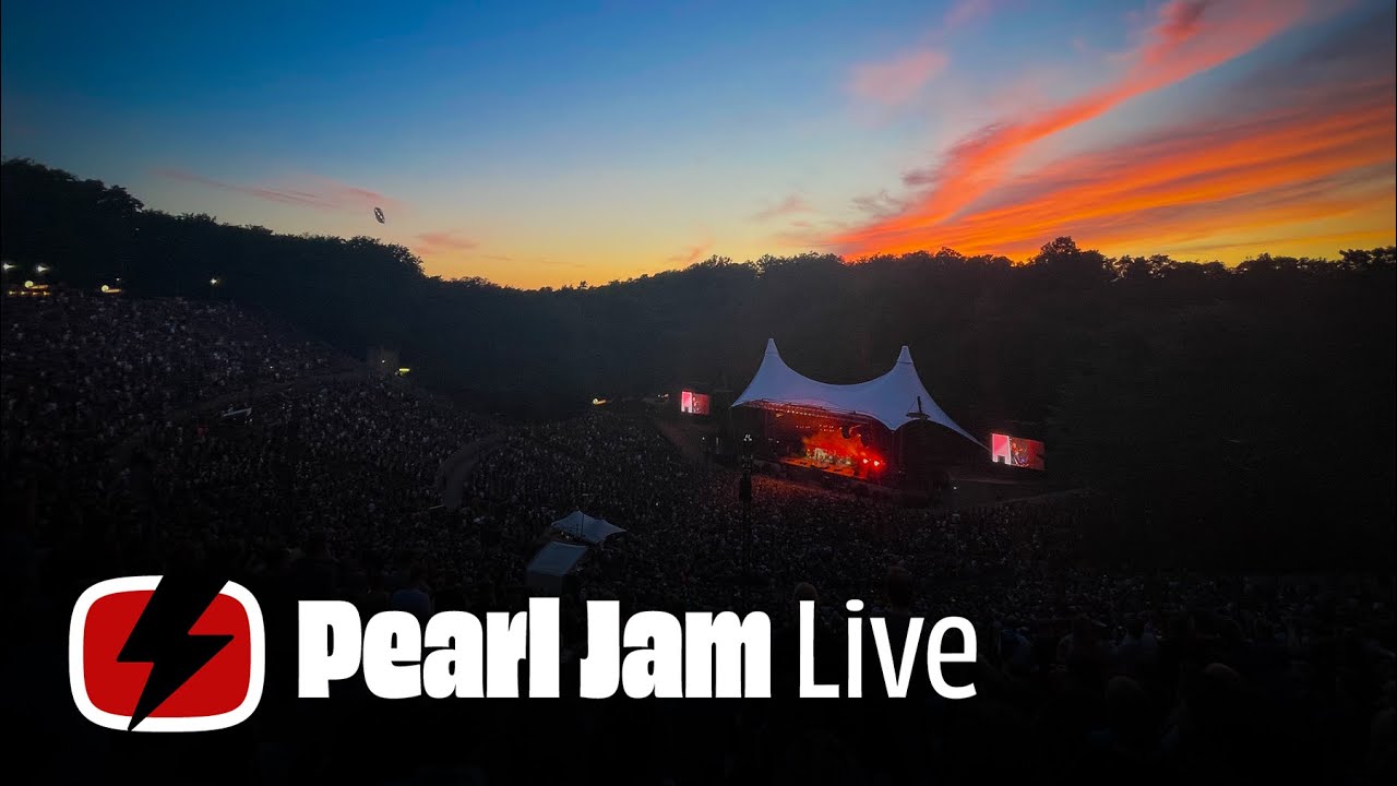 Pearl Jam - Yellow Ledbetter - Alive - Berlin 2022 Germany