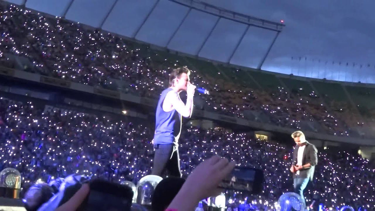 One Direction - Don't Forget Where You Belong live in Edmonton