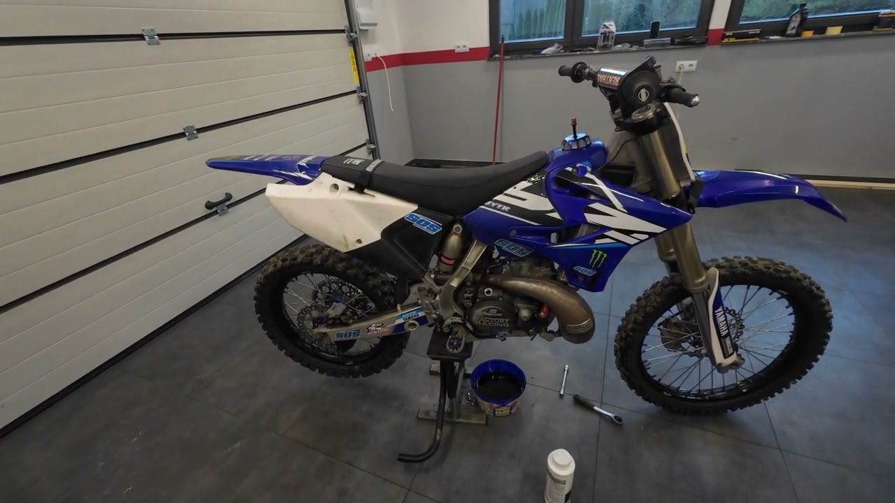 Maciaszek_Garage#1 Yamaha YZ 250 - serwis przedsprzedażowy.