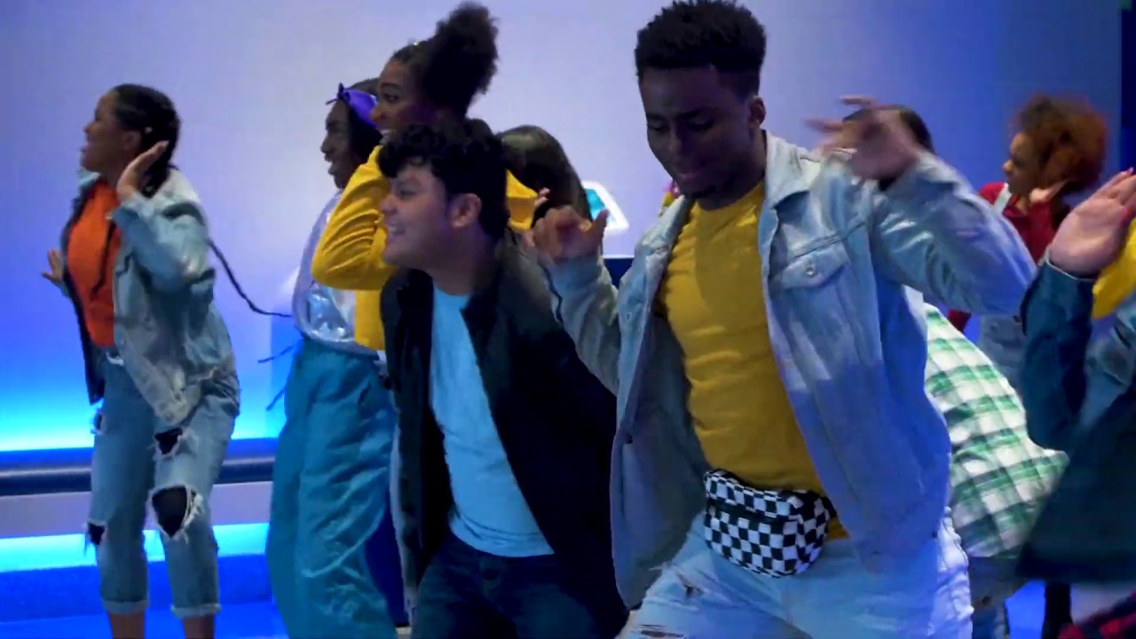 UNIONDALE HIGH SCHOOL SHOW CHOIR “RHYTHM OF THE KNIGHT” New Kids On the Block Mash Up