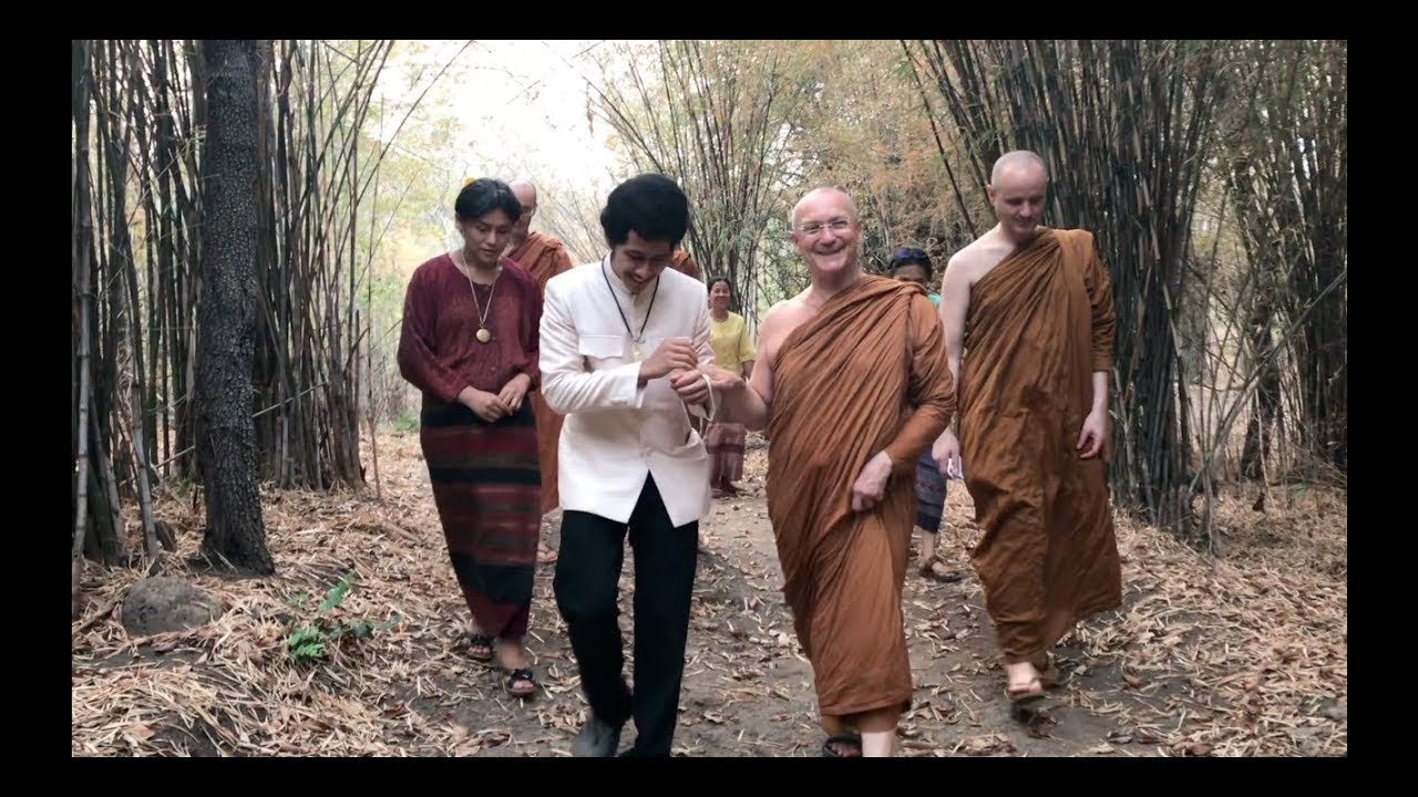 ท่านเจ้าคุณโพธิญาณวิเทศ เจ้าอาวาสวัดอภัยคีรีเยี่ยมชมรมเอกายนมรรค