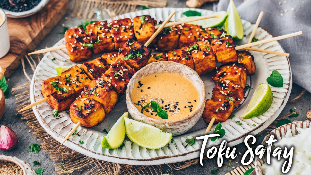 Vegane Tofu-Sat&eacute;-Spie&szlig;e mit Satay-Erdnusssauce *Einfach und lecker!*