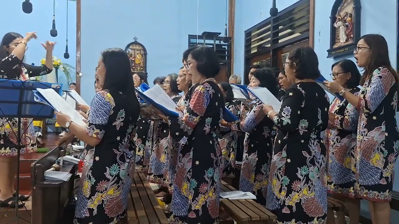 Puji Tuhan Alleluia (P. Piet Pedo Neo, SVD) oleh Lingkungan St. Teresa Kalkuta