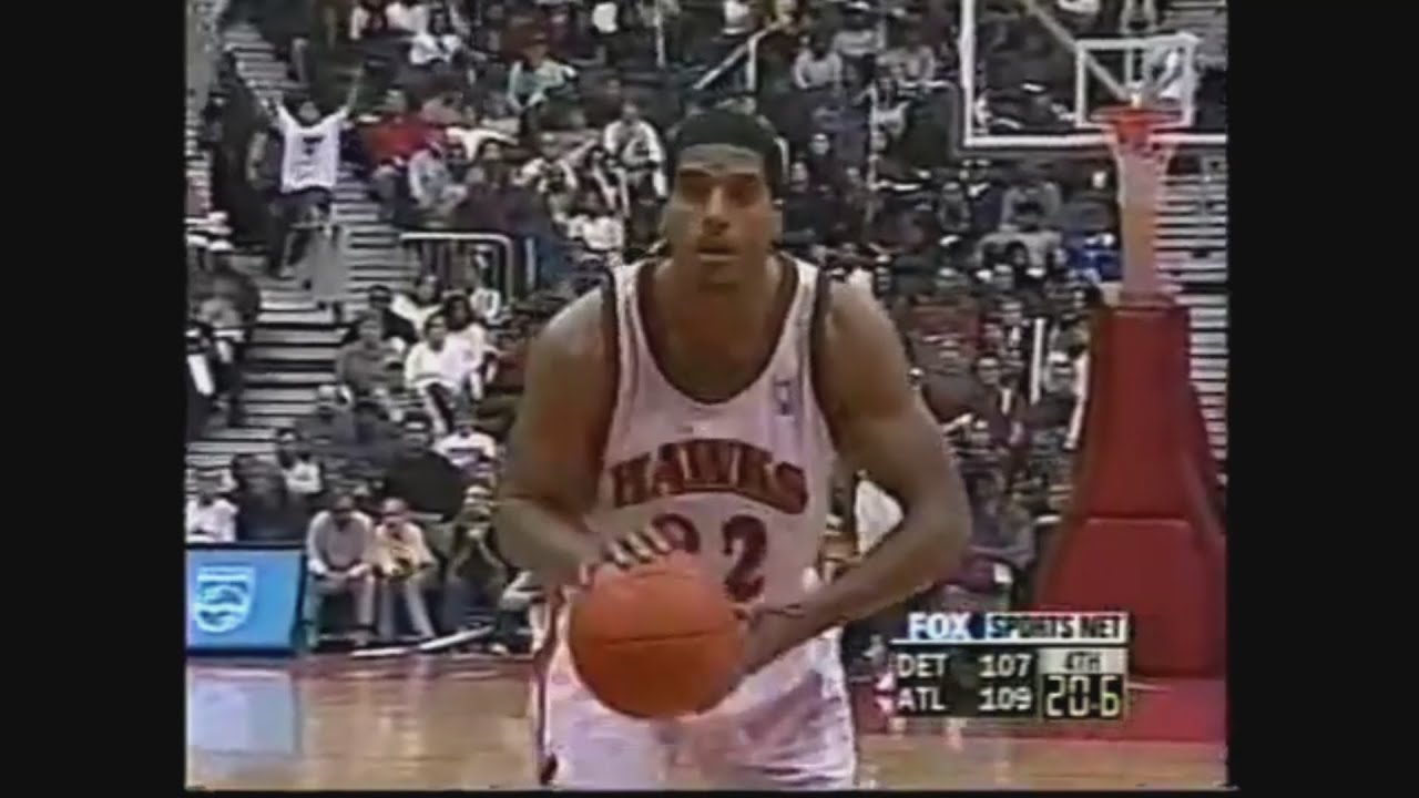 Jim Jackson 33 Points Vs. Pistons, 99-00.