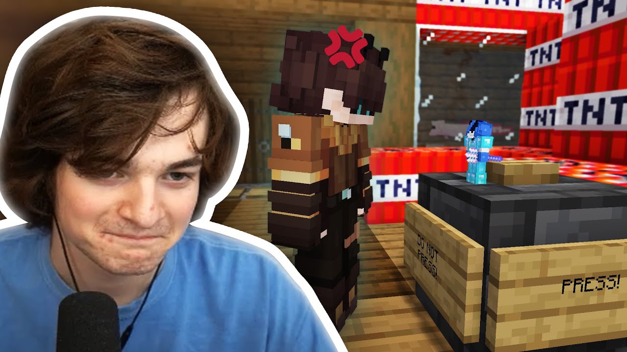 Tubbo Tried To Blow Up The Pube But Sneeg Stopped Him! ORIGINS SMP
