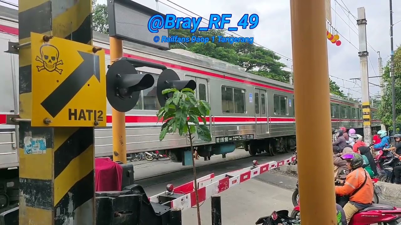 LAMPU PADAM TOTAL!📴,kondisi palang JPL 21 Poris,kota Tangerang setelah inisiden kesambar petir