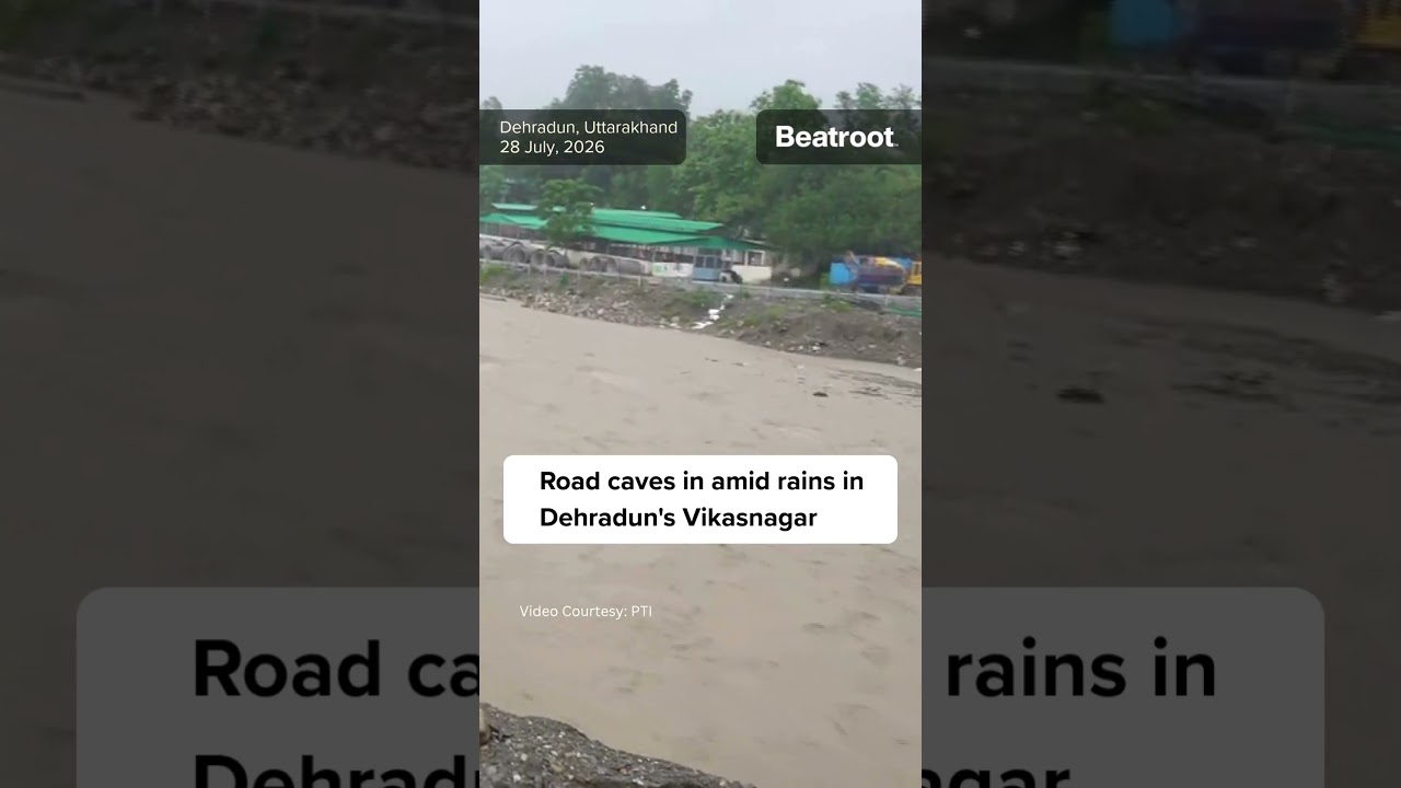 Road caves in amid rains in Dehradun's Vikasnagar. #shorts