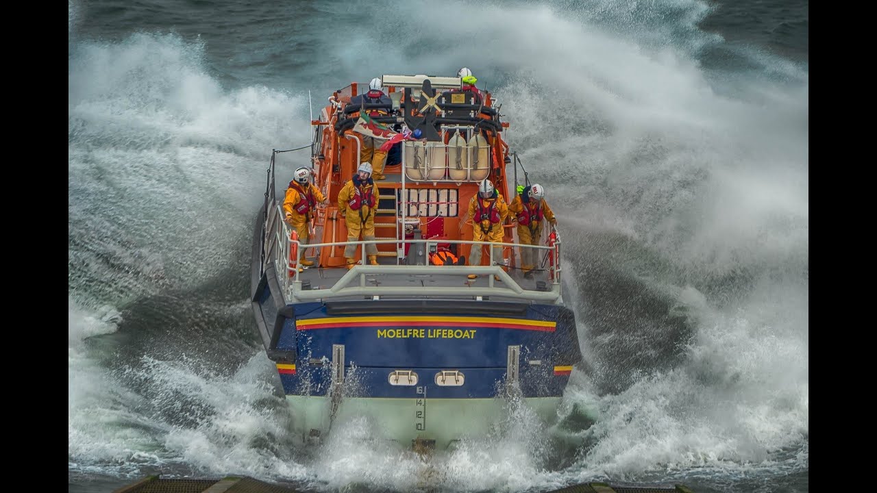 Moelfre lifeboat returning to the boathouse after this morning's shout.