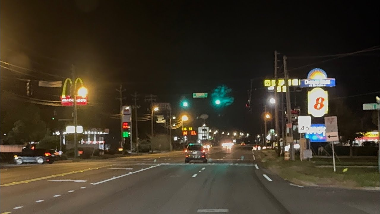 Valdosta, Georgia At Night - This Town Isn’t As Crappy As It Used To Be