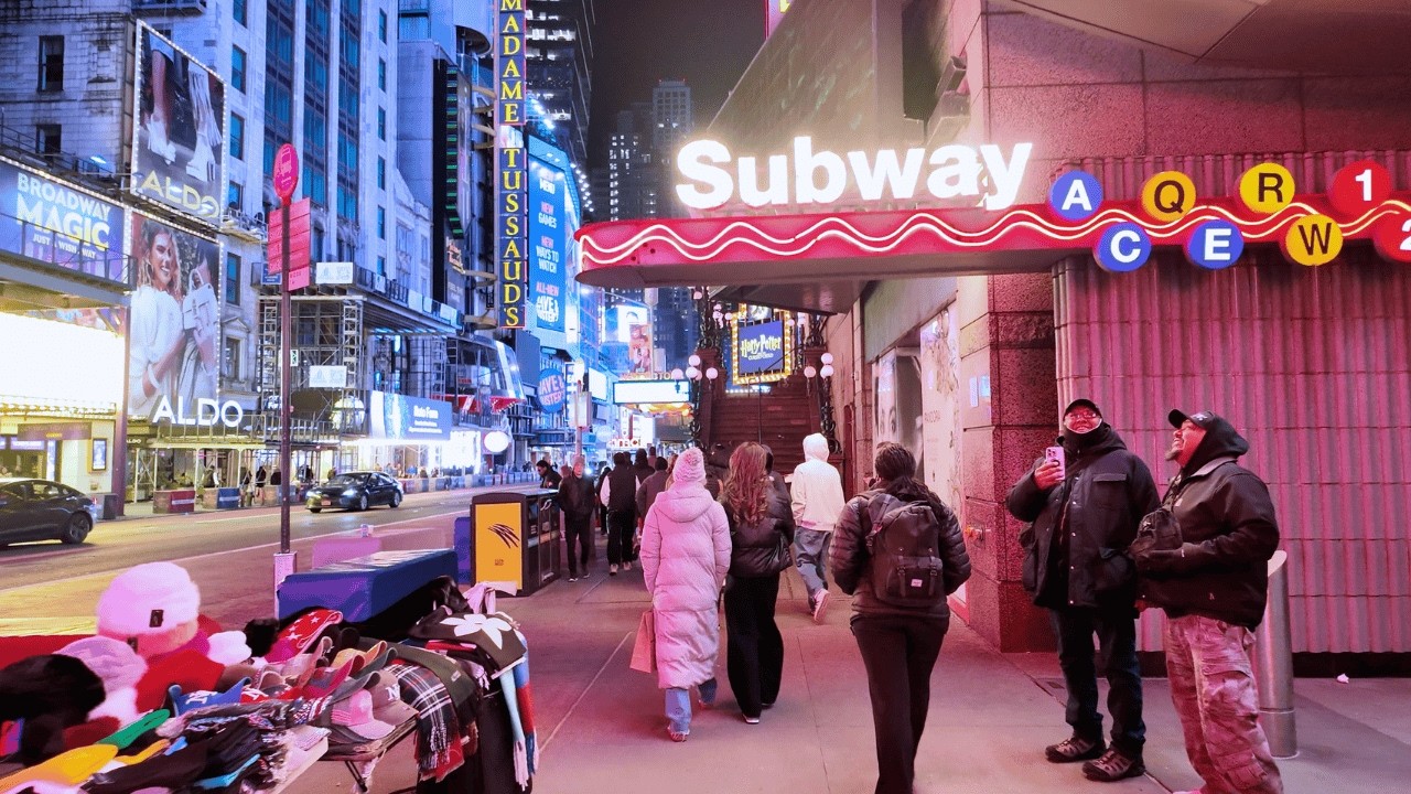 LIVE New York City NIGHT Walk - Experience Manhattan!