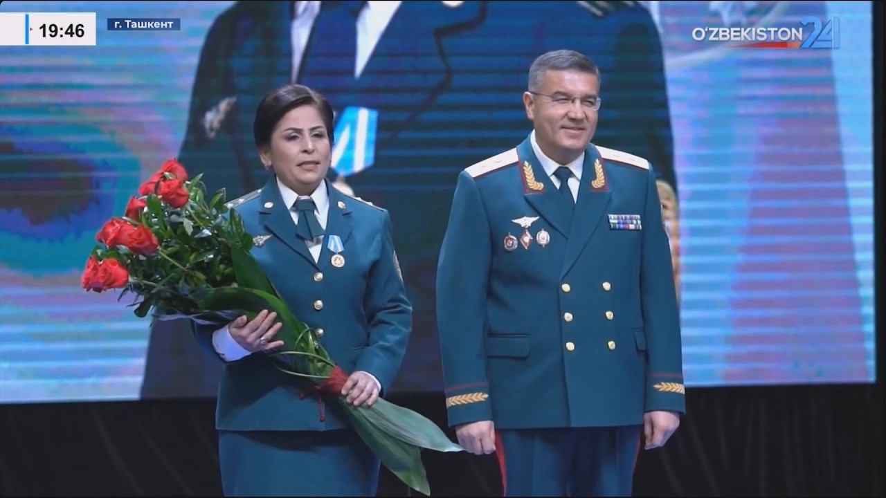 По случаю «8 марта — Международного женского дня» были отмечены сотрудницы МВД