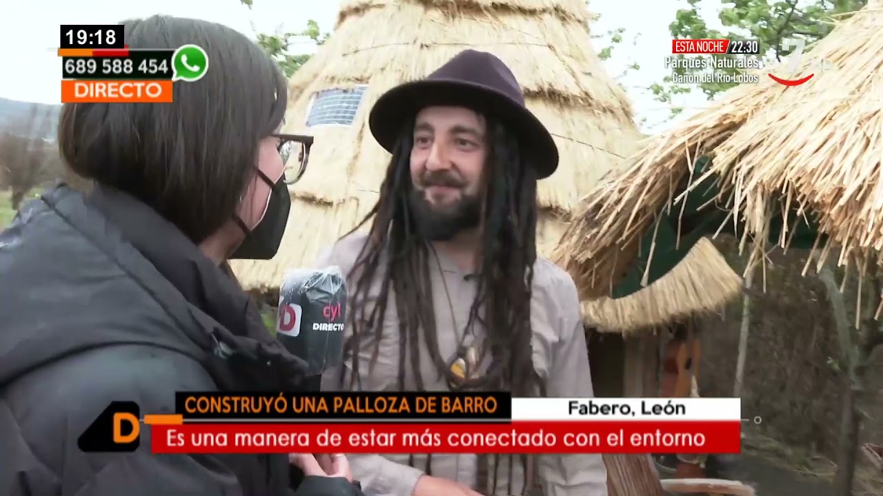 El etnomusic&oacute;logo Maikel Barreira nos ense&ntilde;a su choza de barro | Castilla y Le&oacute;n directo