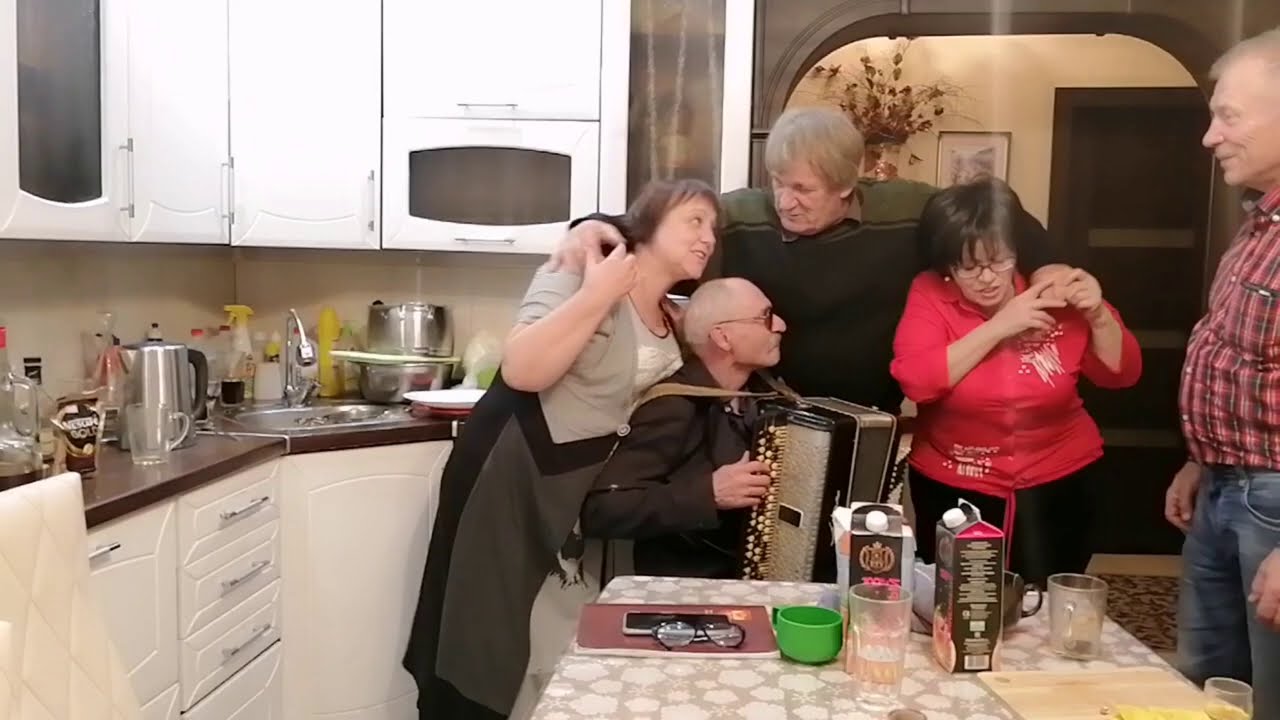 376. ОДНОКЛАССНИКИ. Примерка платьев # добра, всем! #