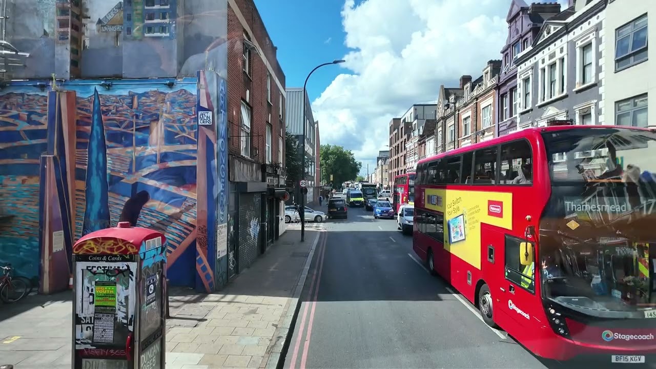 LONDON BUS TOUR on the 177 - Experience the City