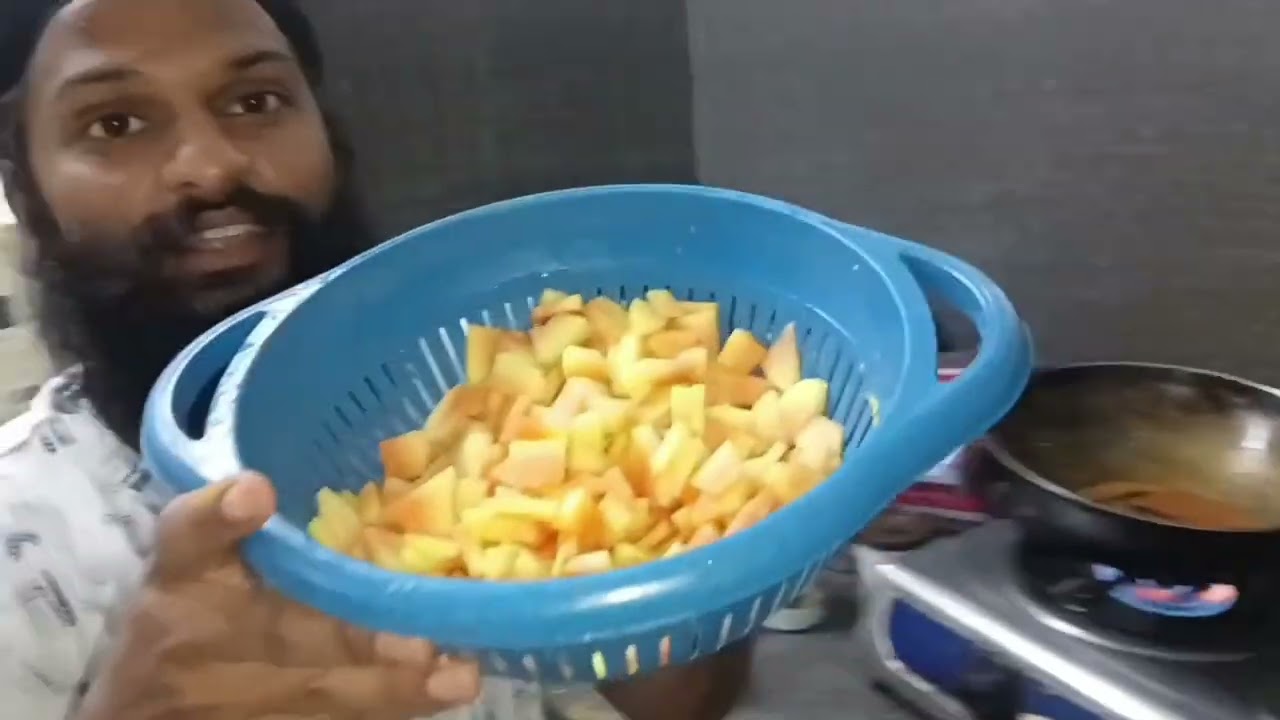 #mauritius #food पपीते की सब्जी और पुड़िया 