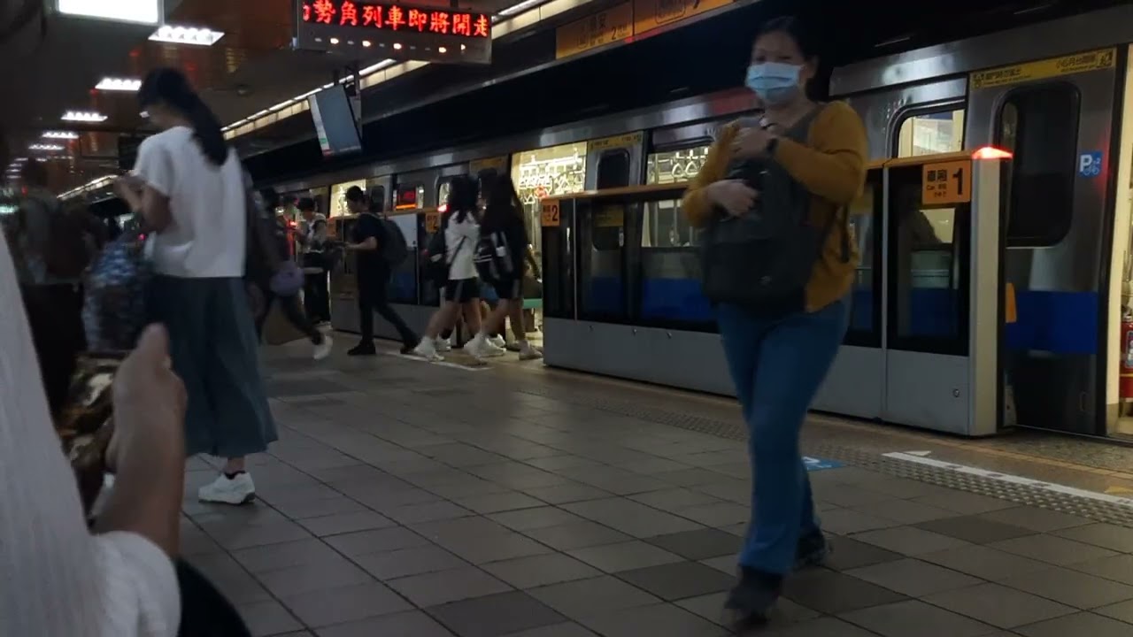 台北捷運 中和新蘆線 景安站 下班尖峰時刻人潮(往南勢角方向) [O02 N]