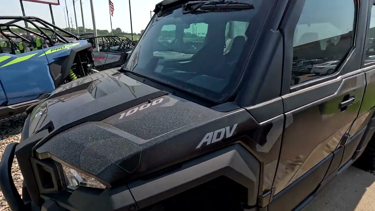 Looks Like a Small Suburban!