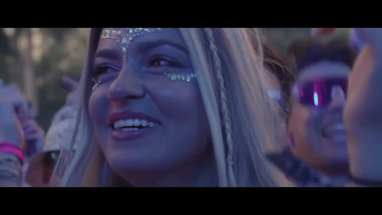 David Vs Guetta - What is Love (Black Light Mashup)