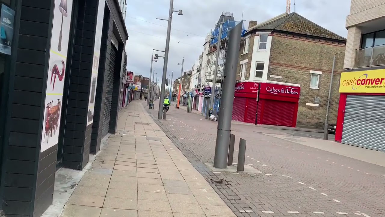 WALTHAMSTOW MARKET ON LOCKDOWN