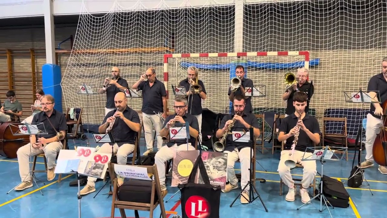 Sardana "Abril 1975" (Jordi Molina) Cobla Principal del Llobregat