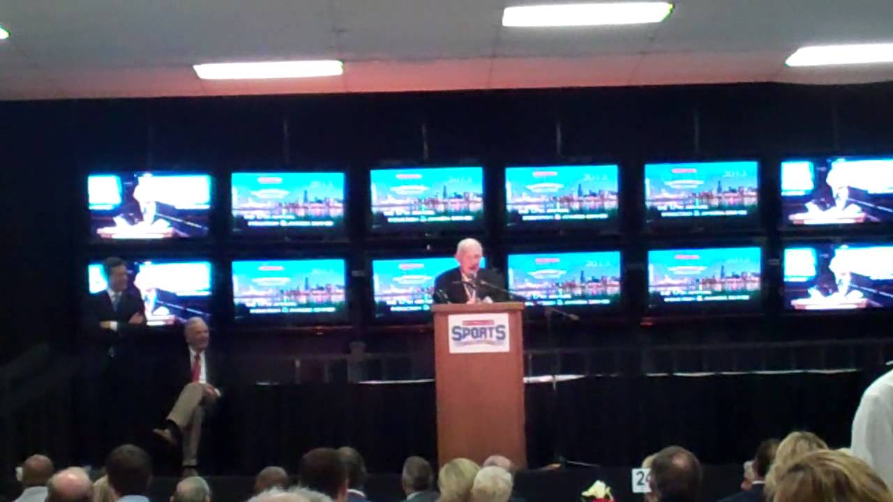 Chicagoland Sports Hall of Fame: Johnny Lattner 2013