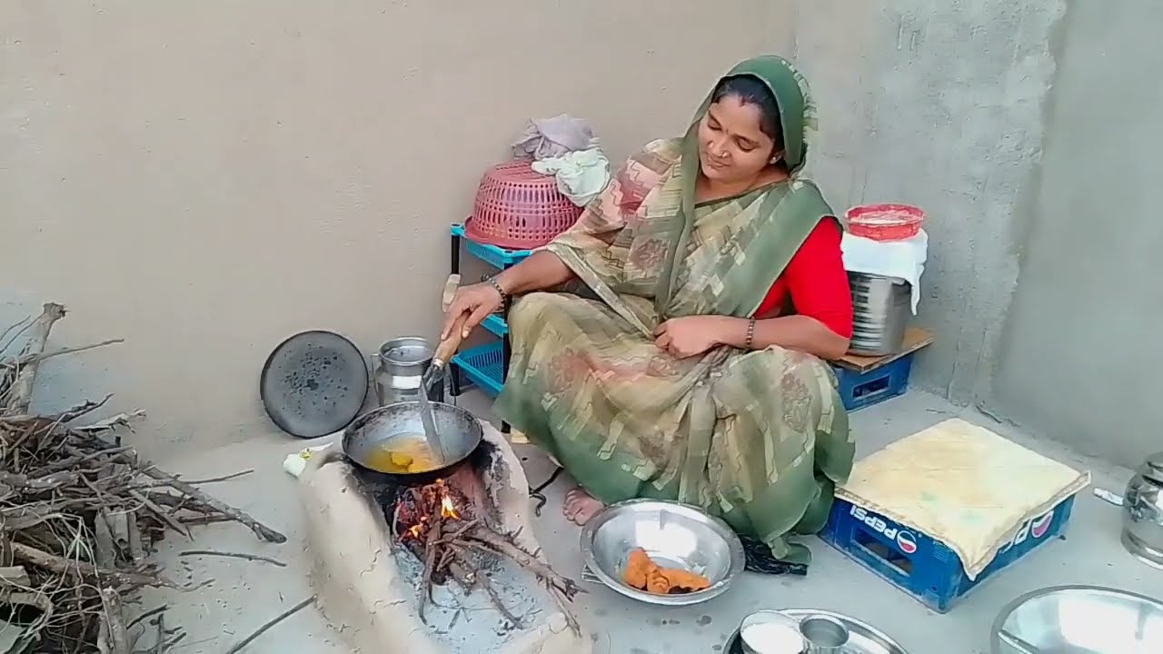 દિવાળી પહેલા આ મીઠાઈ તો તમારા ઘરે બનવી જોઈએ 🙂 resipi in Gujarati #parul parul રસોઈ