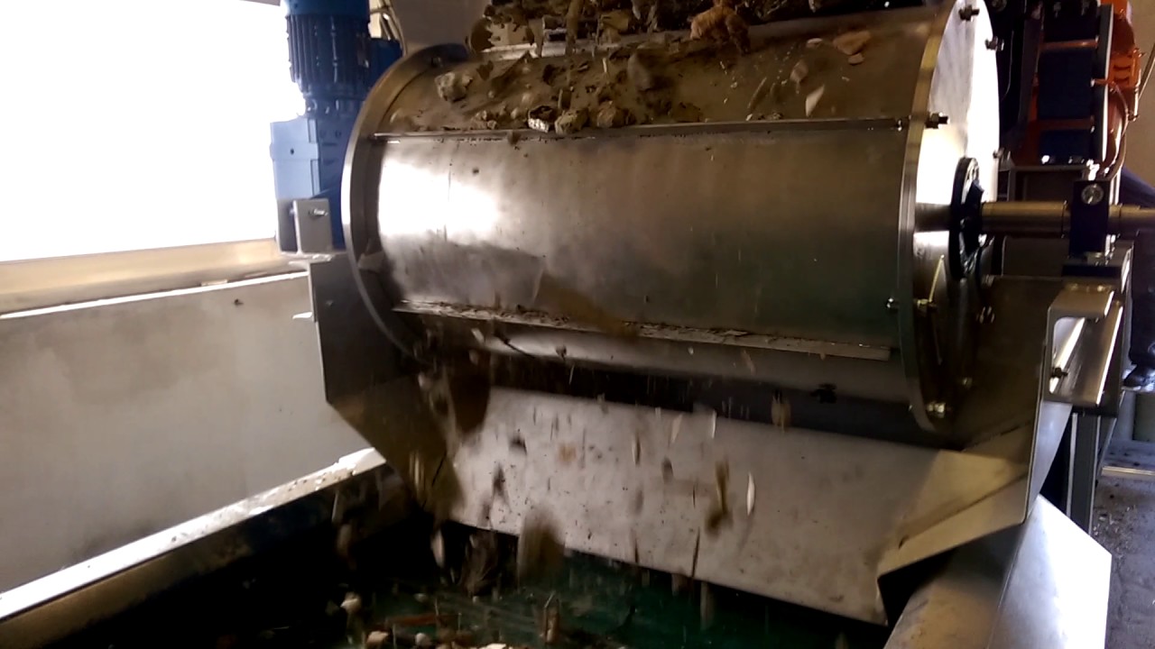 Demolition waste recycling - metal separation