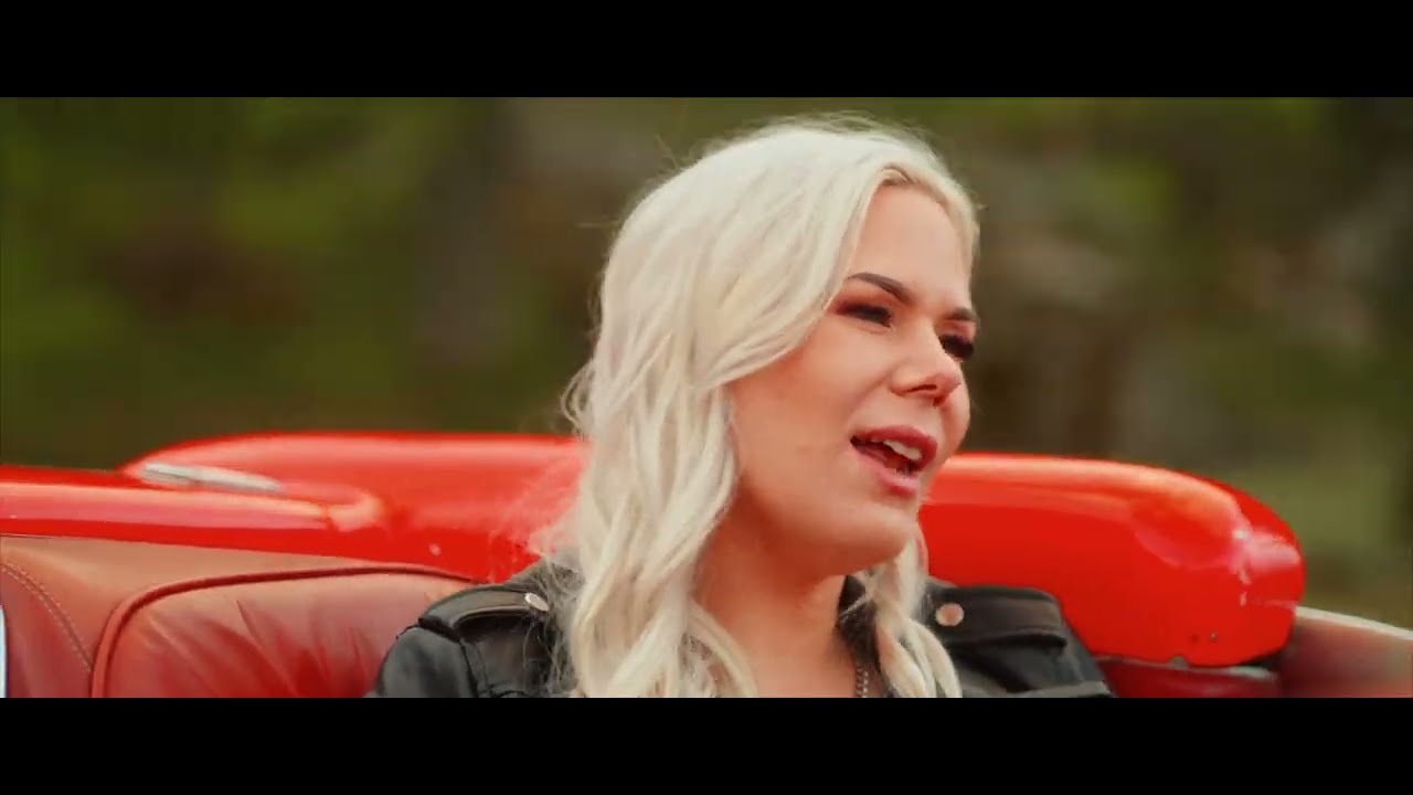 Sofie Svensson & Dom Där - Puls (Official Video)