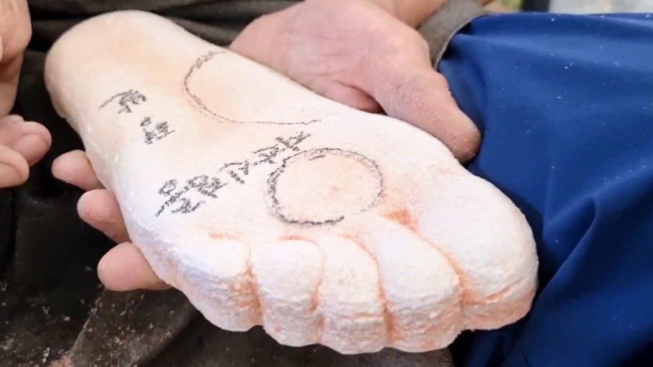 Process of Making Shoe Insoles Perfactely Fit Your Feet. Excellent Handmade Shoe Artisan in Korea