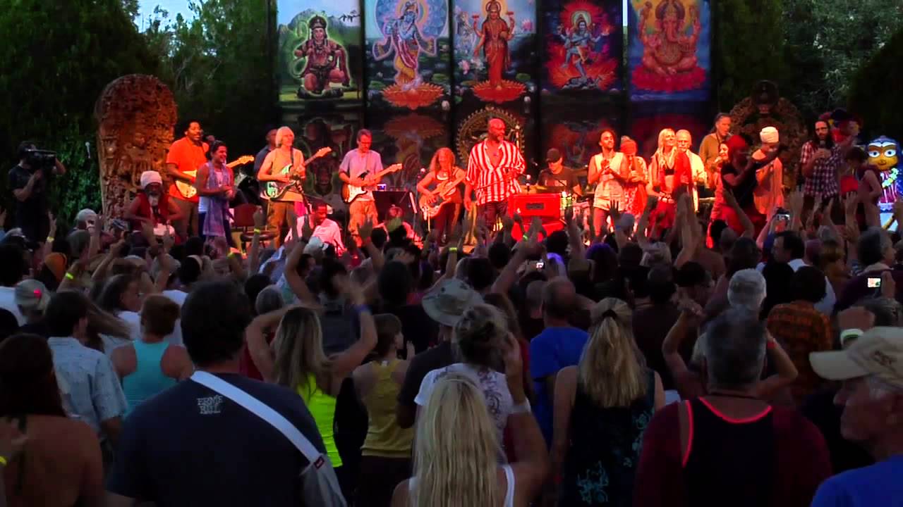 Maha Mantra (Reggae Style) C.C. White (Soul Kirtan)