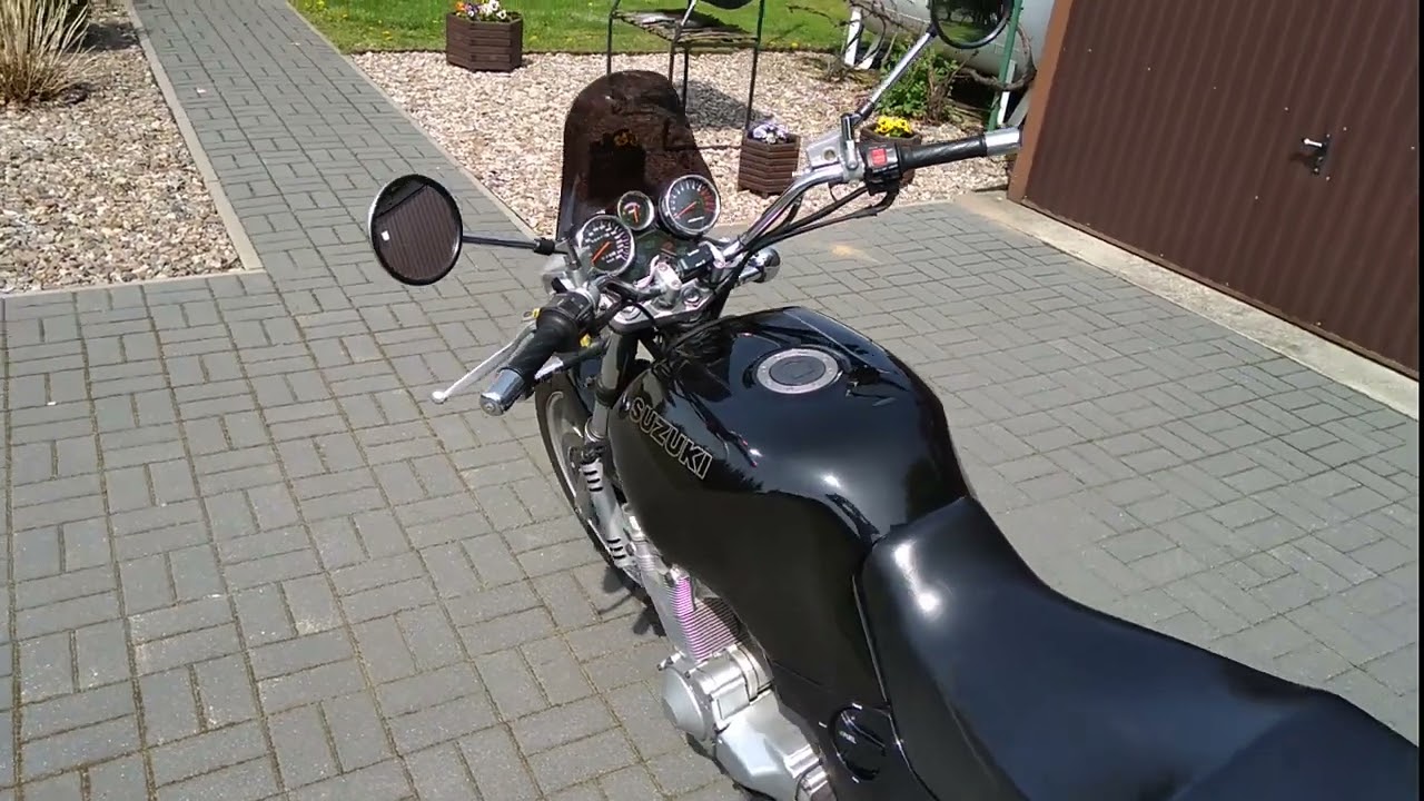 Suzuki GSX 1100 G look around