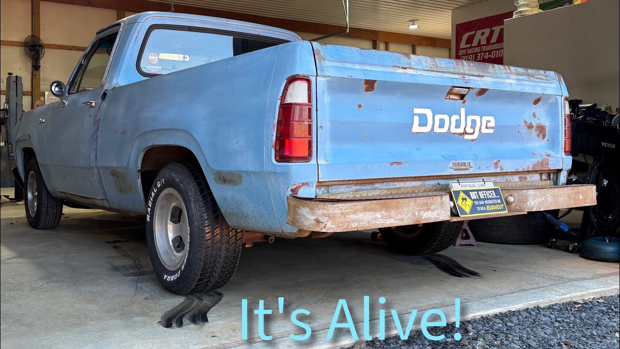 Dodge D100: Первый тест-драйв! Замена головки блока цилиндров на головку Speedmaster #mopar