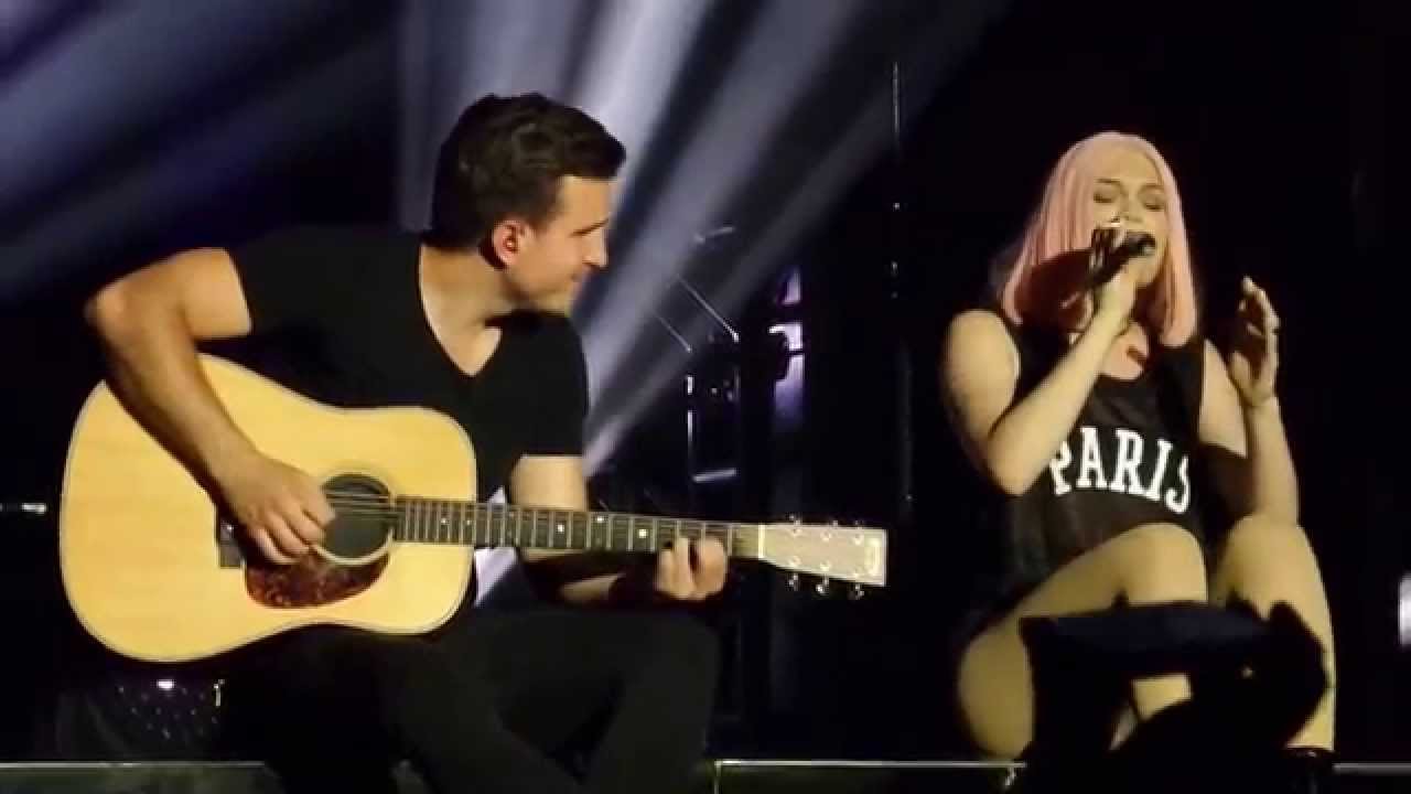 Jessie J live Paris -who you are-Le Bataclan