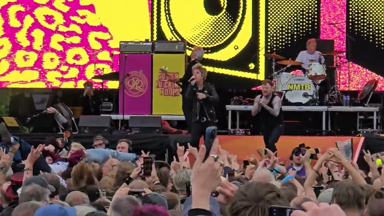 Sex Pistols ft Billie Joe Armstrong - Anarchy in the UK, live @ Tons of Rock, Oslo, 26.06.25