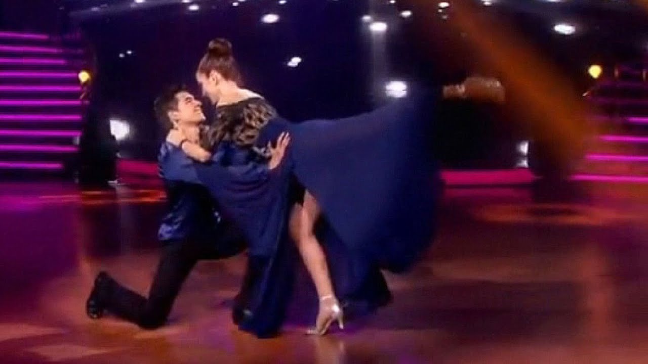 Cecilia Piñeiro - Baila Si Puedes - Vals Vienés