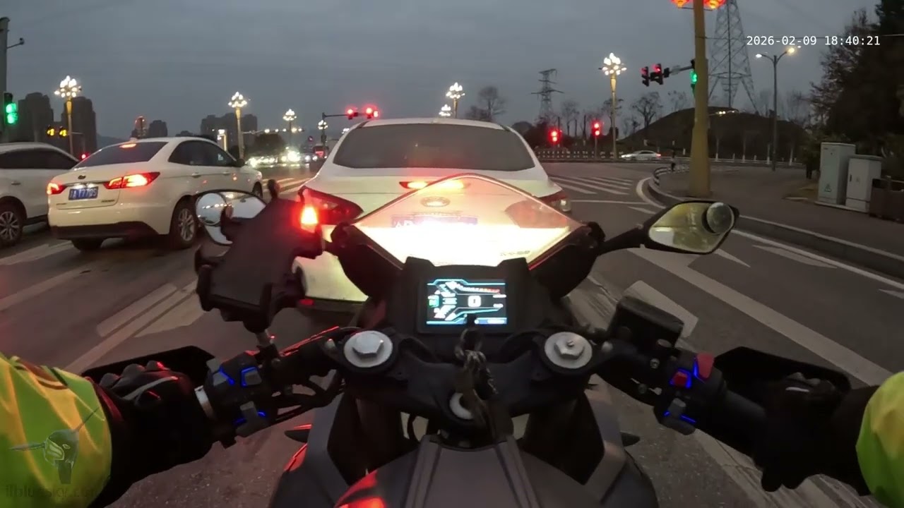After Work Rush Hour Benelli 302R Commuting in Chongqing, China-PM 9/2/2026
