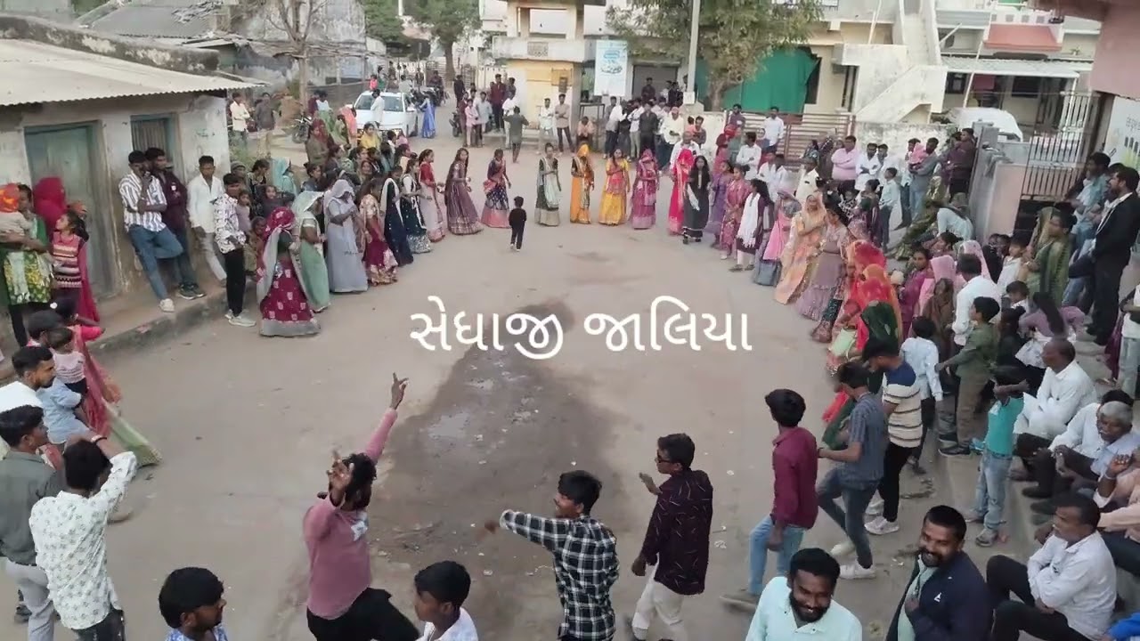 લાઈવ વરઘોડાની મોજ  સુદ્રાસણા લગ્ન વરઘોડુ 